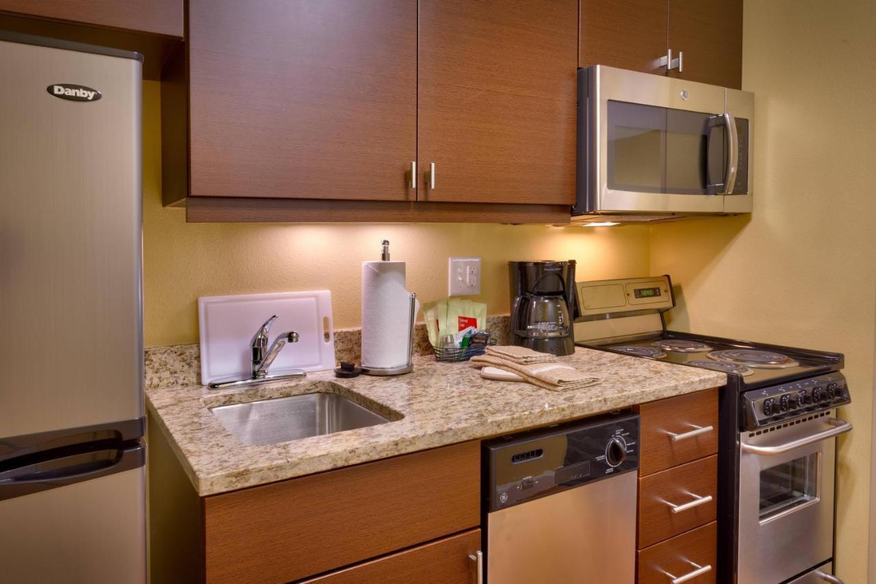 Towneplace Suites By Marriott Dickinson Kültér fotó
