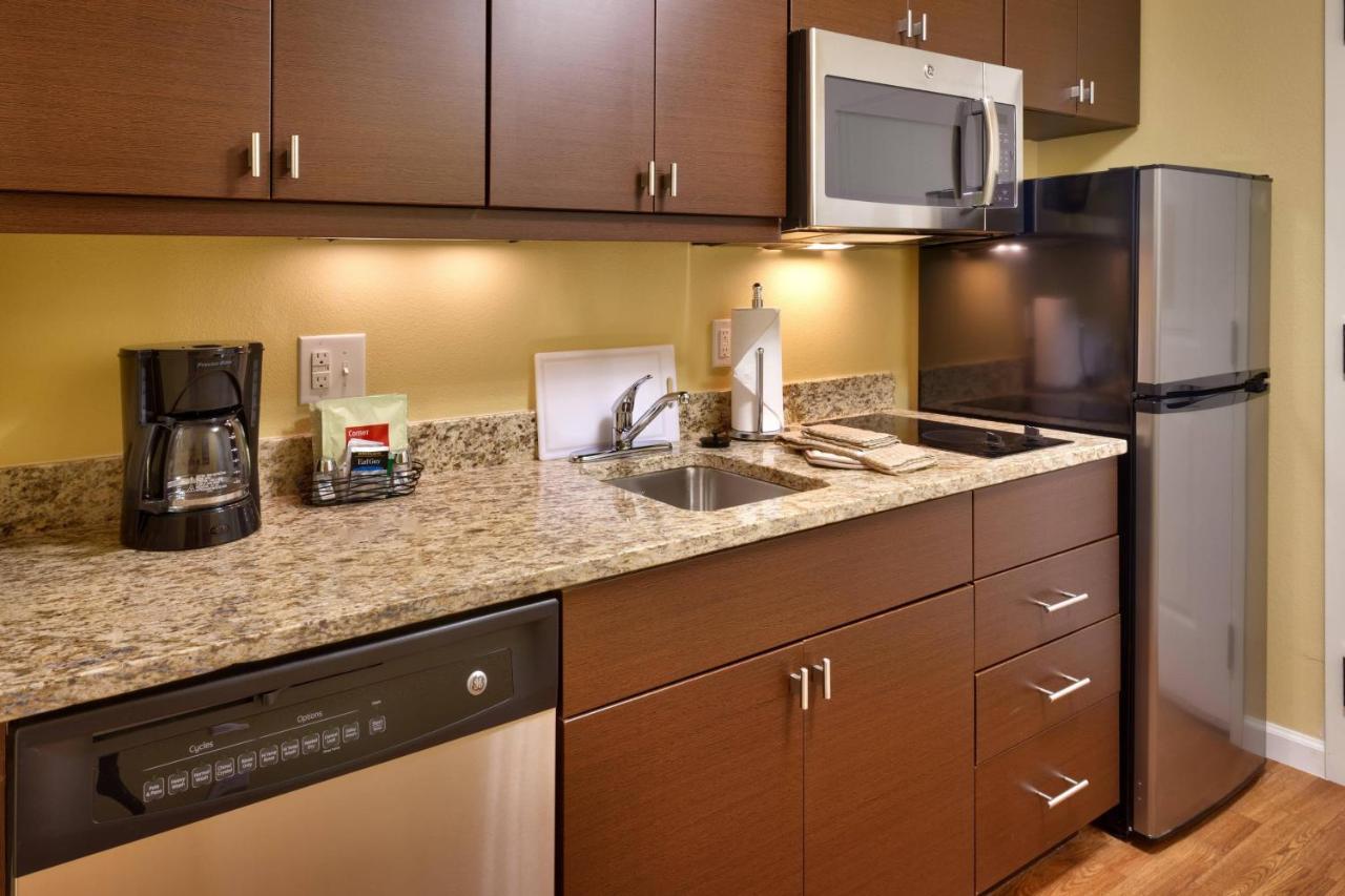 Towneplace Suites By Marriott Dickinson Kültér fotó