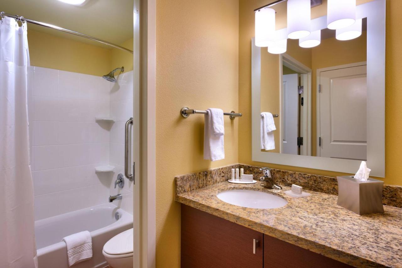 Towneplace Suites By Marriott Dickinson Kültér fotó