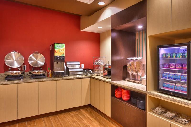 Towneplace Suites By Marriott Dickinson Kültér fotó